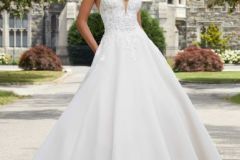 Sexy-Backless-Wedding-Gown-Lace-and-Satin-Ball-Gown-Bridal-Wedding-Dress